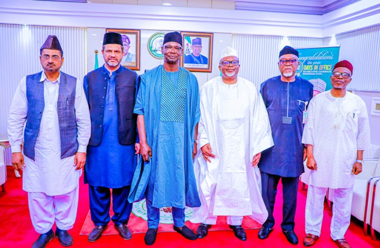 Governor of Nassarawa State, Ahmed Sule, Appreciates Ahmadiyya Muslim Jama’at, Nigeria