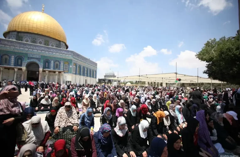 Tensions High in Jerusalem as Palestinians Mark First Friday of Ramadan