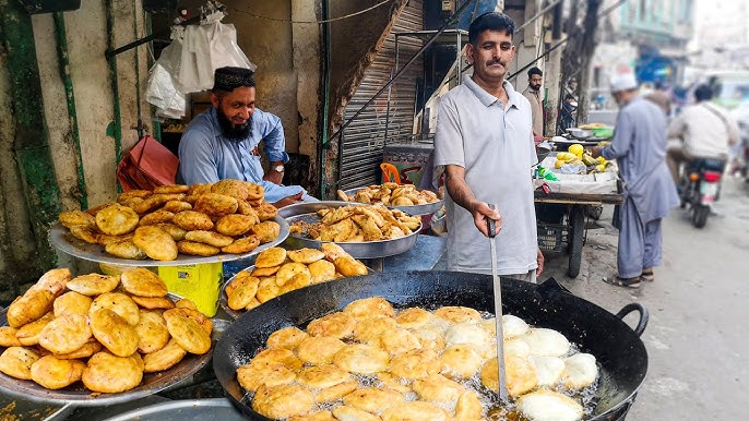 Pakistan Sees Surge in Stomach Illnesses Amid Ramadan