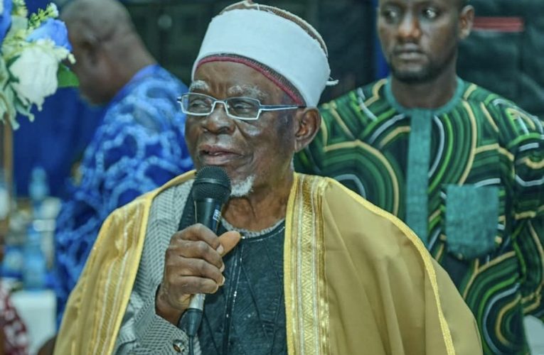 Baba Adinni Pays Tribute to Chief Imam of Owo, Sheikh Aladesawe