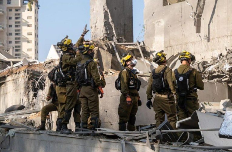 U.S. “May Put Boots on the Ground” in Iran, Senator Warns of Escalating War