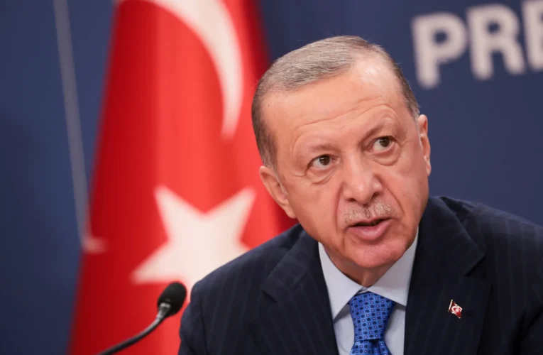 Türkiye’s intensive diplomacy helps broker fragile US-Iran ceasefire