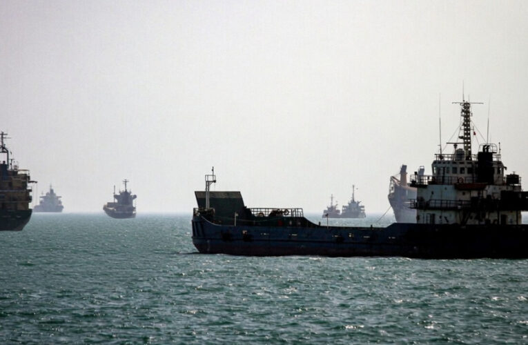 Iran Says Missiles Drove US Forces from Hormuz