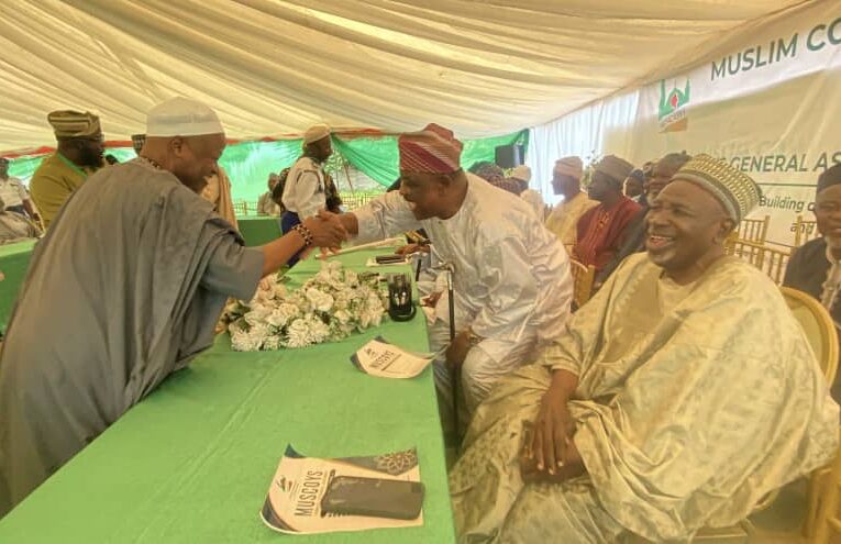 Gbadamosi Unveils New Agenda as MUSCOYS Inaugurates Executive