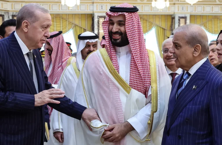 Allies Welcome, Rivals Watch as Saudi, Türkiye and Pakistan Forge Defence Pact