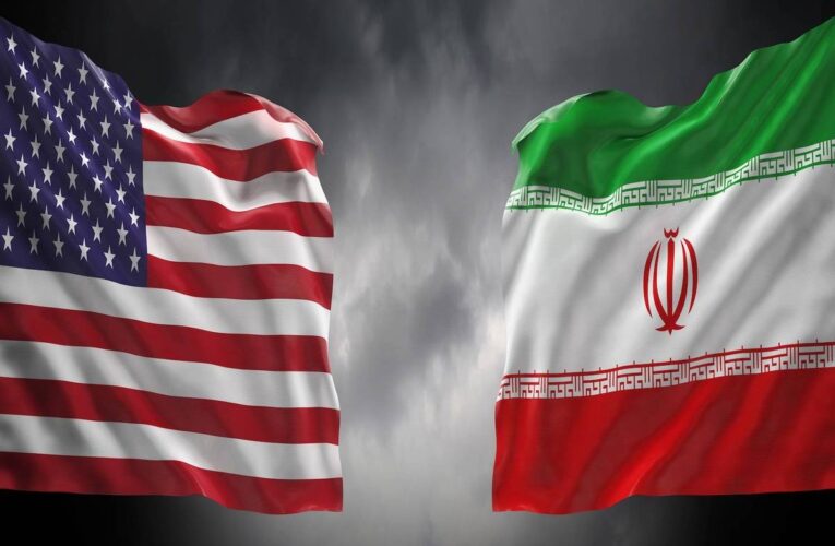 Trump Orders US Team to Halt Iran Contacts