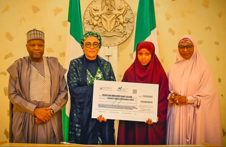 First Lady Presents Qur’an Competition Winner Maryam Dan’Azumi With N20m